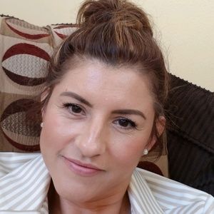 Meet your Posher, Sylvia